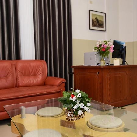 Koa Hotel Дуррес Екстер'єр фото