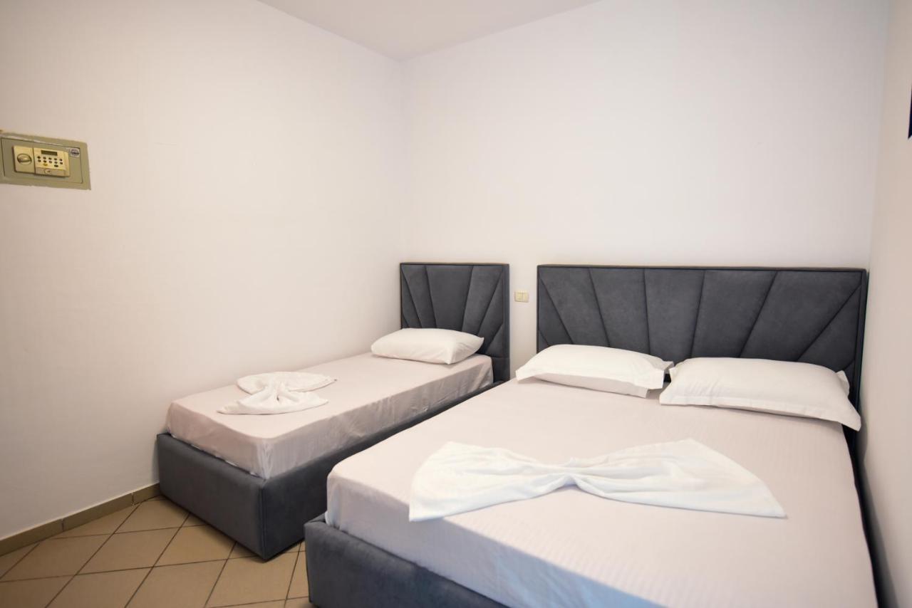 Koa Hotel Дуррес Екстер'єр фото