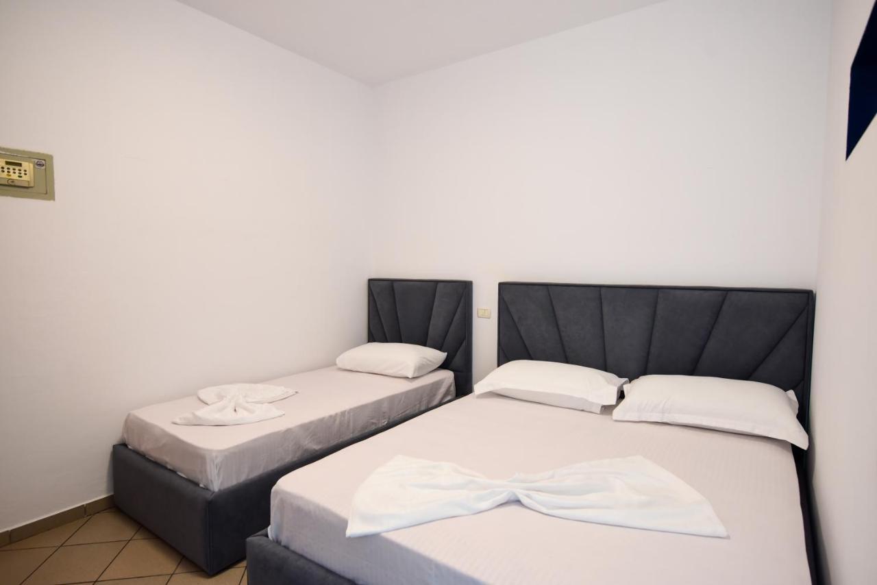 Koa Hotel Дуррес Екстер'єр фото
